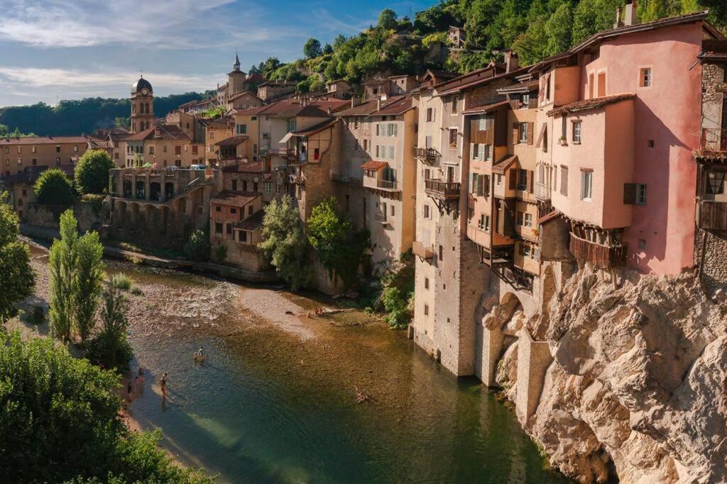 Maison Suspendue Avec Jacuzzi Privatif Pont-en-Royans Zewnętrze zdjęcie